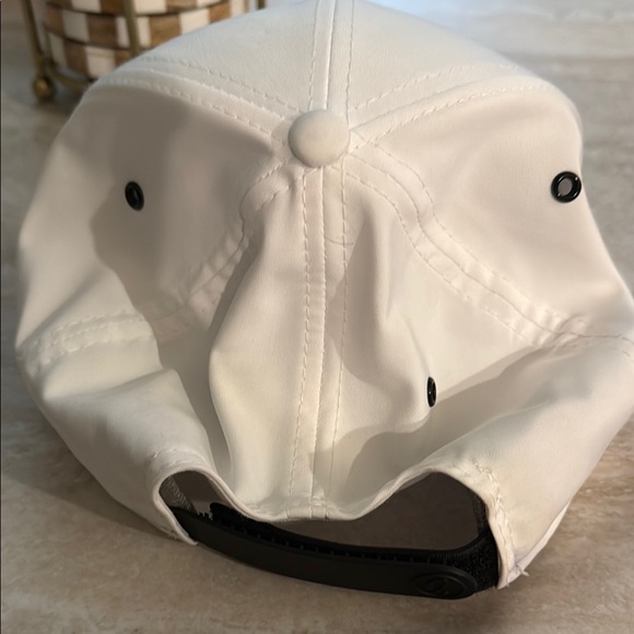 Cream Hat - Picture 3 of 6